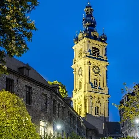 Luxury Center Apartamento Mons