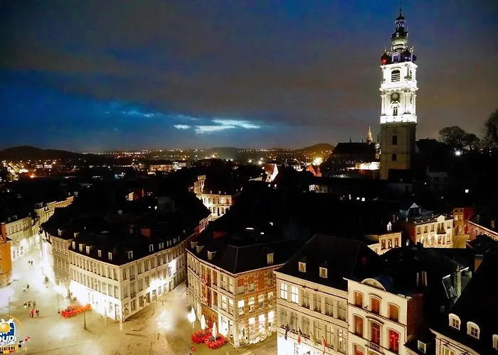 Luxury Center Apartment *