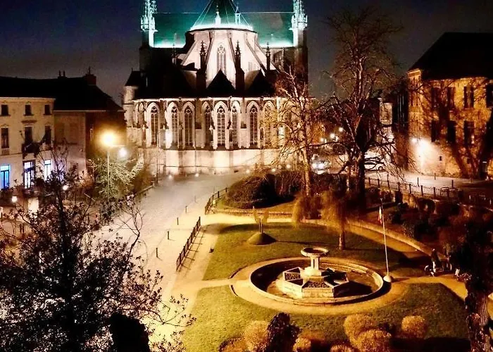 Luxury Center Apartment *